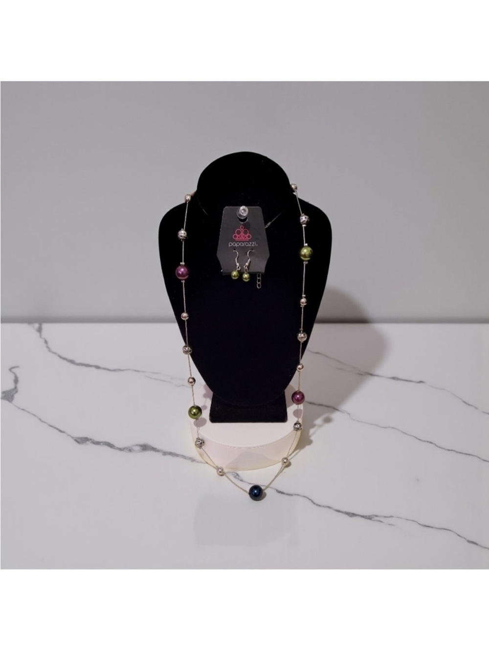 paparazzi Green Purple and Navy Pearl Station Necklace